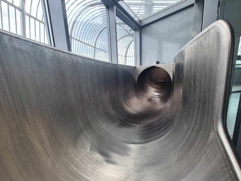 RutscheZiel Ende der Rutsche.