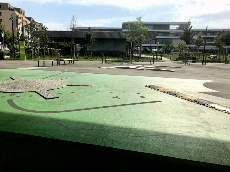 Radspielplatz Seestadt unterschiedlicher Belag am Radspielplatz