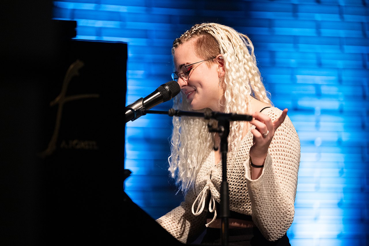 Podium_Unplugged_Solo_2025_c_Liebentritt_027