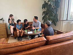 SSPR Wiederkehr Kinder besuchen Vizebürgermeister Wiederkehr