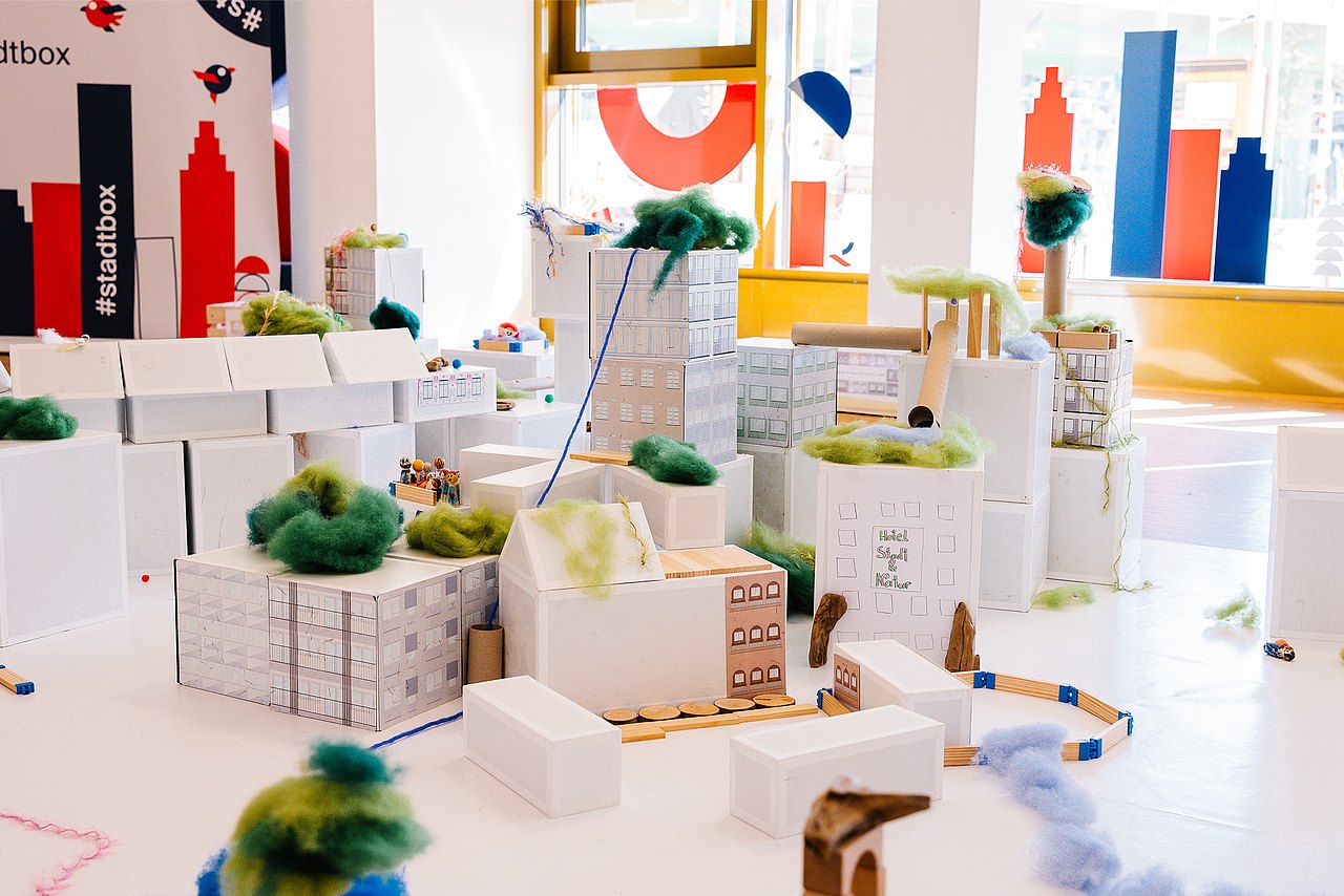 Stadtbox Stadtmodell aus Kartonboxen