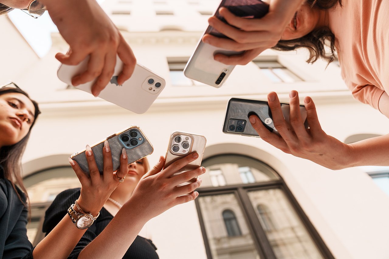 mz2025 x ste.krenn-212