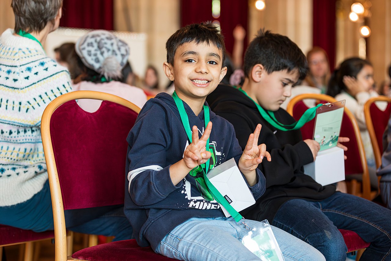 Kinder und Jugendparlament 1 Kinder beim Kinderparlament