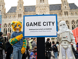 GC Cosplayer bei Game City