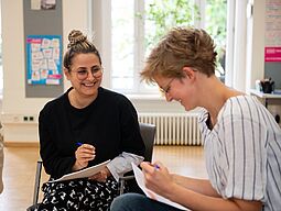 Lehrgang Jugendarbeiter_innen absolvieren einen Workshop.