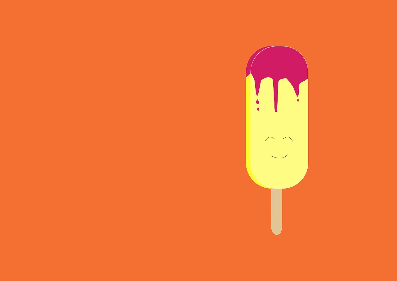 Eis Ein lächelndes Eis am Stiel auf orangenem Hintergrund