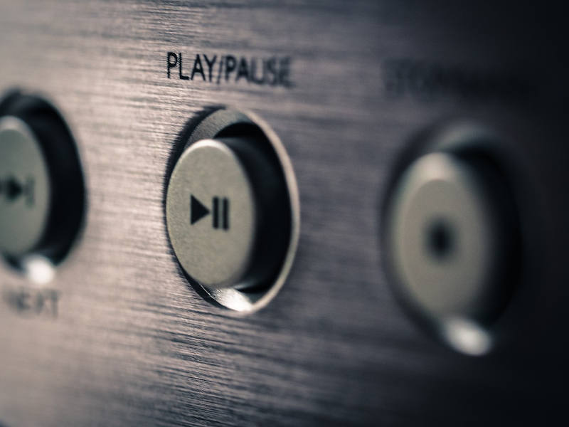 Play-Taste